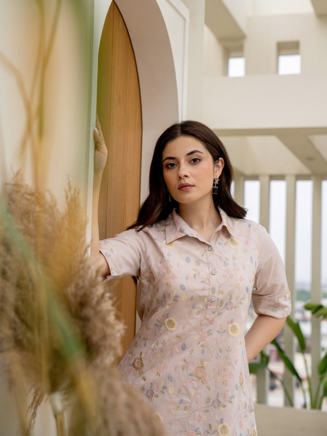 Floral Embroidered Shirt Collar Mul Cotton Tunic With Trouser