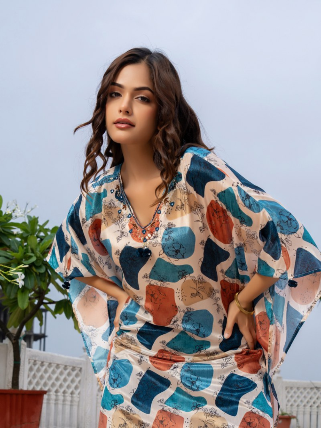 Women V-neck Printed Kaftan Kurti Set