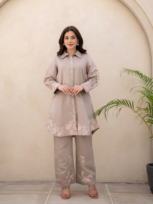 Beige Floral Embroidered Shirt Collar Kurta With Straight Pants Set