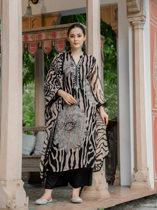 Full Sleeves v-neck black kaftan
