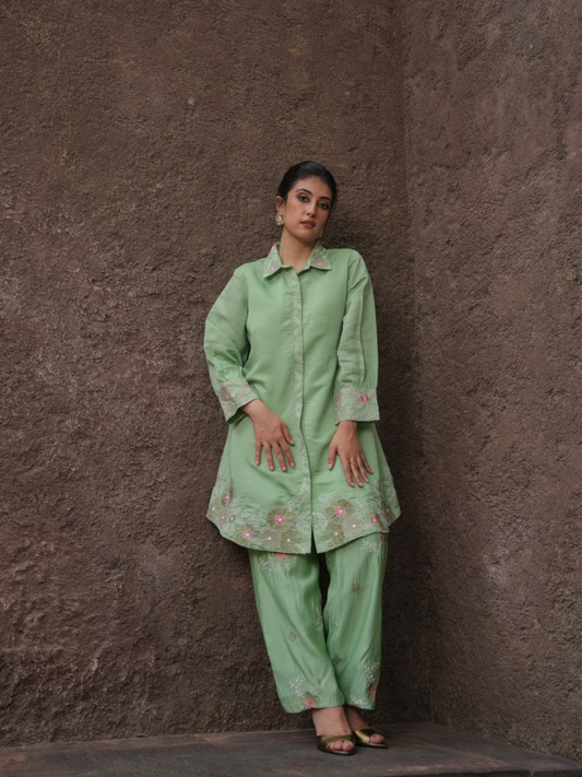 Pista Floral Embroidered Shirt Collar Co-ord set