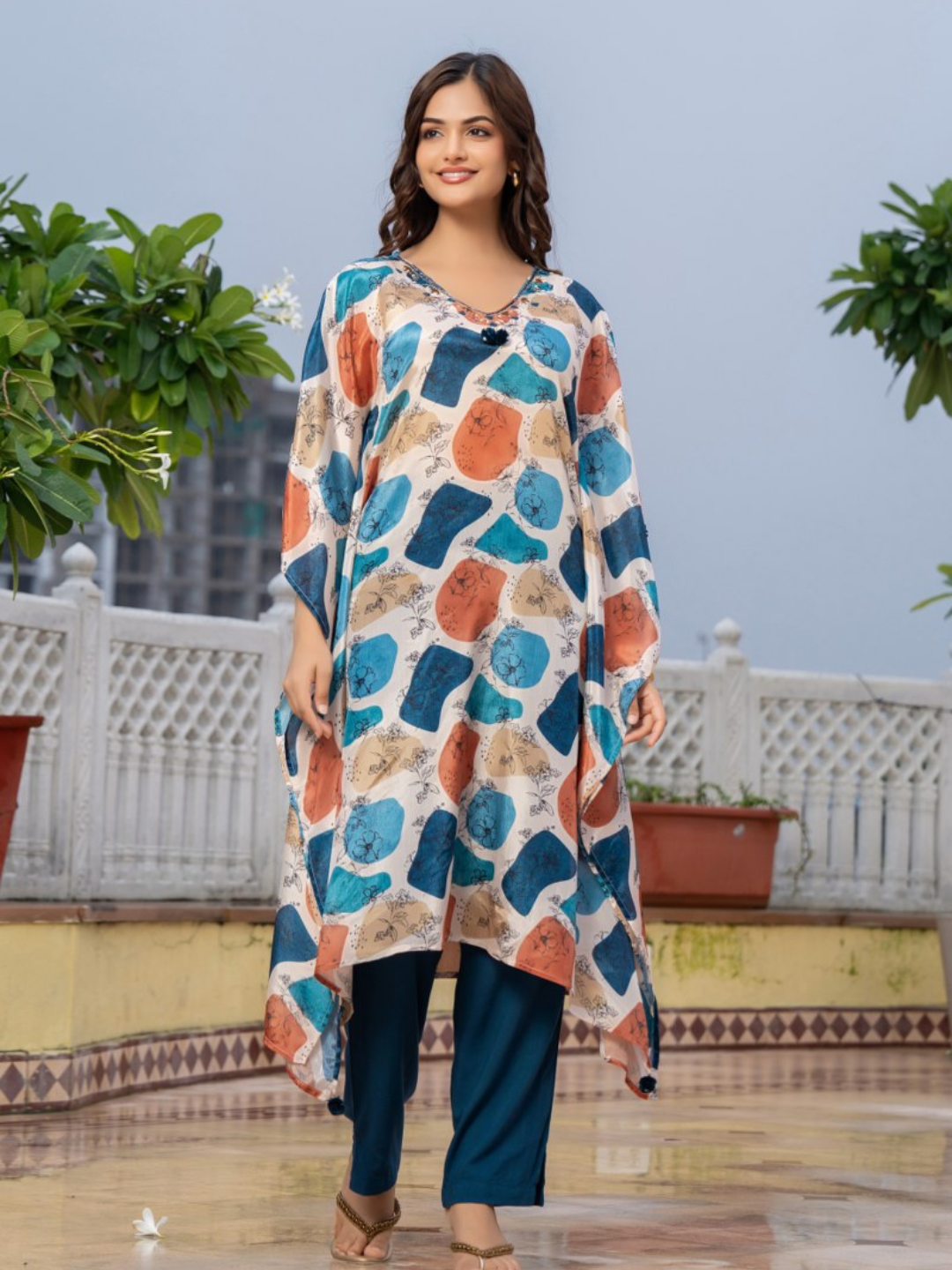 Women V-neck Printed Kaftan Kurti Set